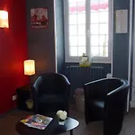 Le Sombernon Hotel 2*