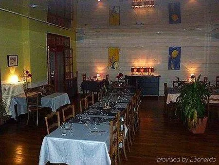 Le Sombernon Otel