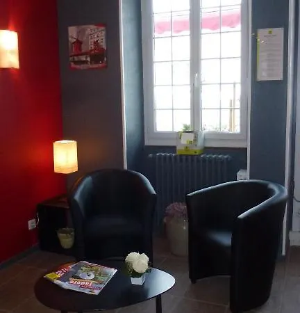 Le Sombernon Hotel 2*