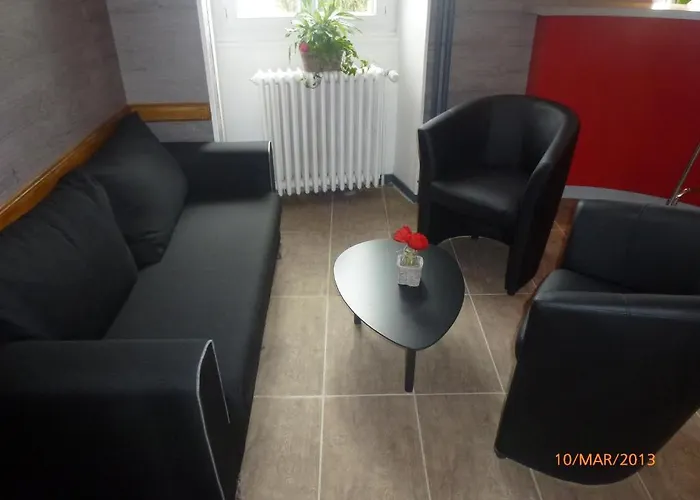 Le Sombernon Hotel 2*